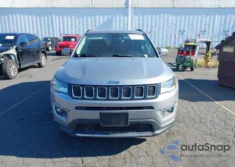 2018 Jeep Compass Limited Fwd z USA, uszkodzony, nr VIN 3C4NJCCB8JT406260